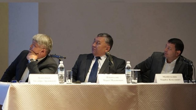 kirgizistan-devlet-marsi-nin-yeni-metnine-dair-projeler-degerlendirildi