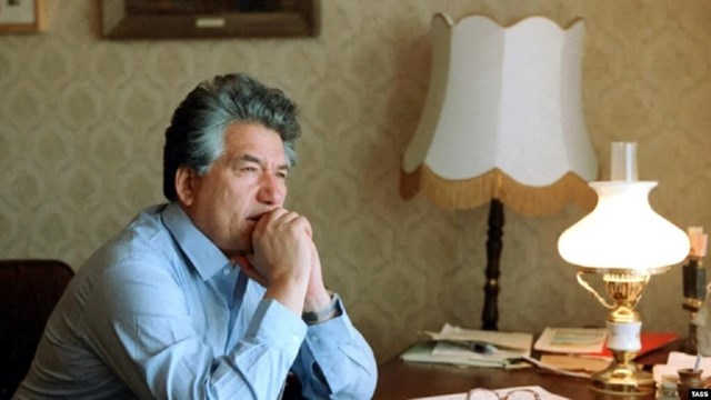 cengiz-aytmatov-un-hayati-filme-uyarlanacak