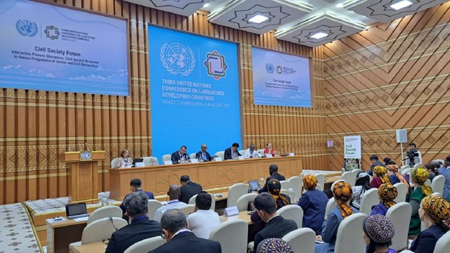 turkmenistandaki-bm-denize-kiyisi-olmayan-gelismekte-olan-ulkeler-toplantisi