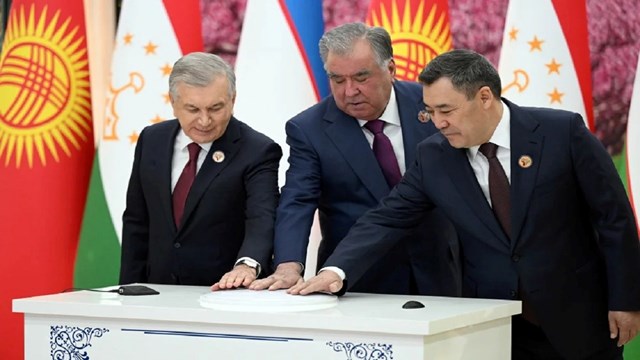 caparov-mirziyoyev-ve-rahman-uluslararasi-lev-tolstoy-baris-odulune-aday-gost