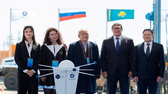kazakistan-tarihindeki-ilk-nukleer-santralin-insaatinin-resmi-baslangici-gercekl