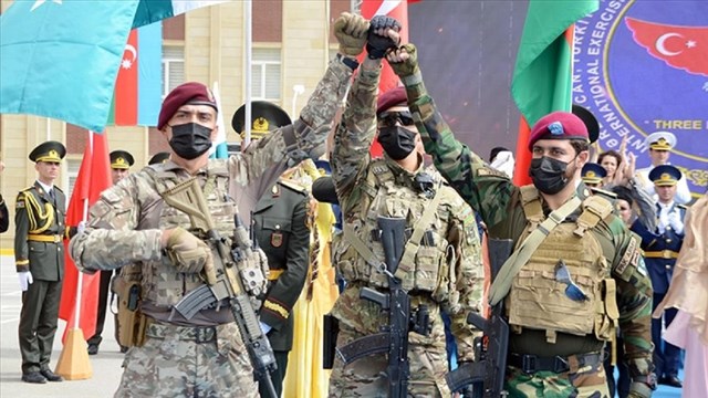 bakude-ozel-kuvvetlerin-katilimiyla-sonsuz-kardeslik-ortak-askeri-tatbikati-b