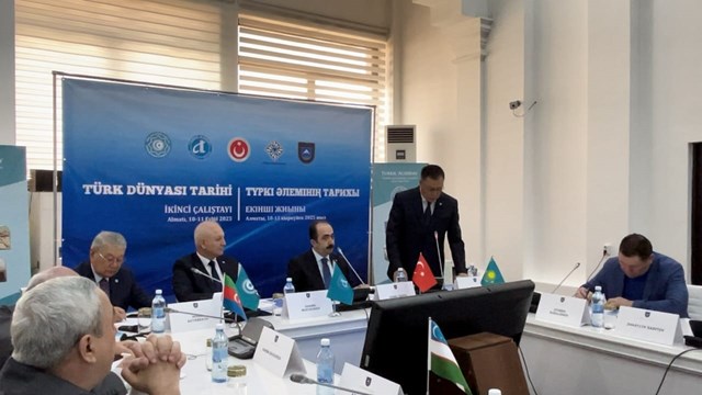 turk-tarihciler-turk-dunyasinin-ortak-tarihini-yazmak-icin-toplandi