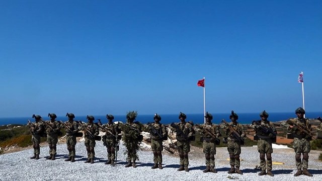 kktcdeki-sehit-yuzbasi-cengiz-topel-akdeniz-firtinasi-tatbikati-25-basariyla-ta