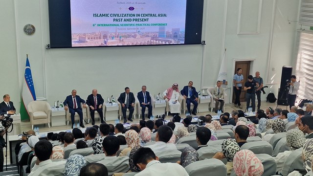 ozbekistanda-orta-asyada-islam-medeniyeti-baslikli-konferansi-duzenlendi