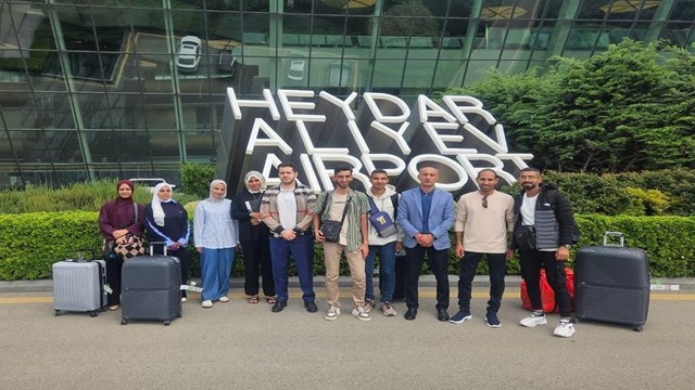 azerbaycan-burs-verdigi-14-filistinli-ogrenciyi-gazzeden-tahliye-etti