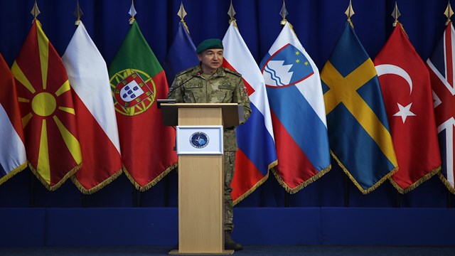 turkiye-natonun-kosovadaki-baris-gucunun-komutasini-devraldi