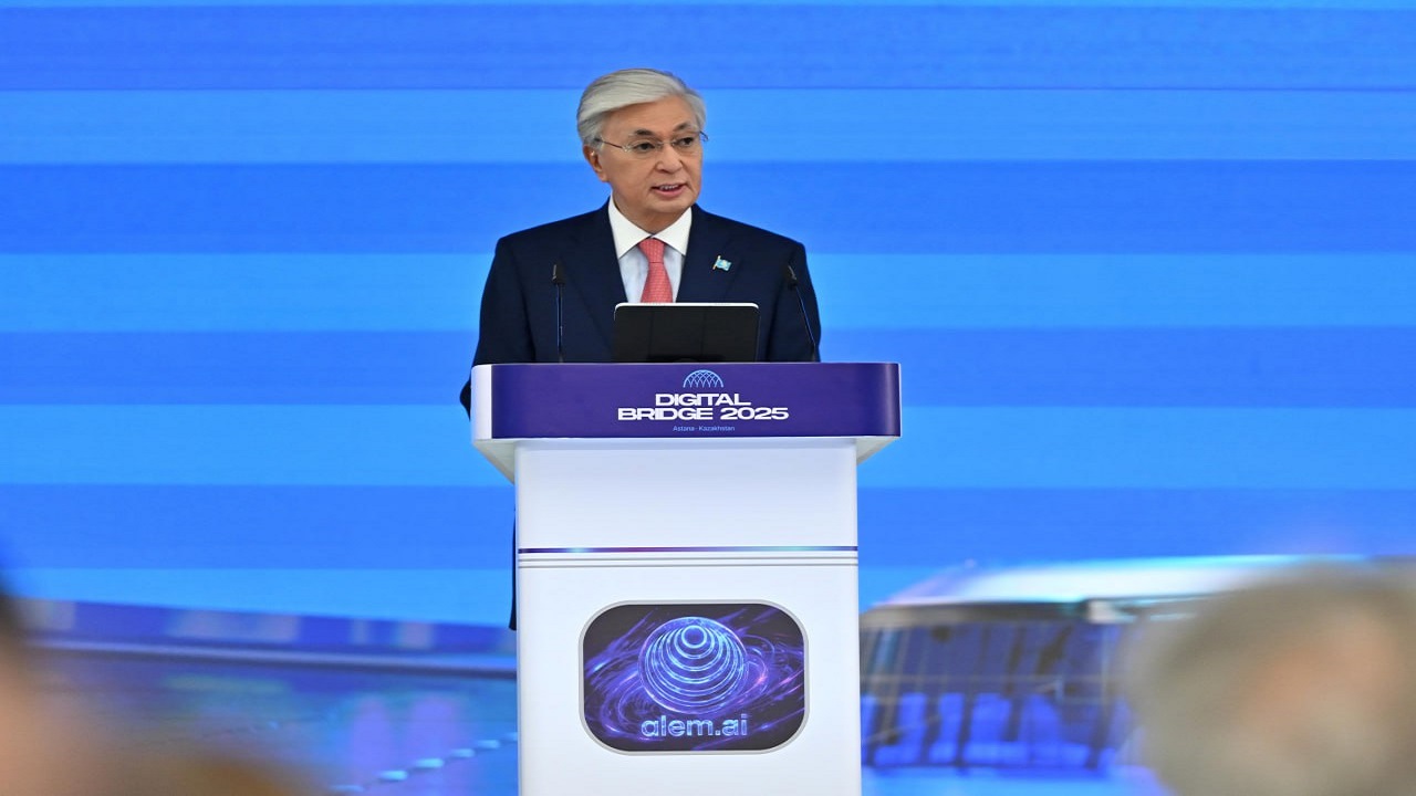 tokayev-kazakistanin-yapay-zeka-isbirliklerine-acik-oldugunu-soyledi