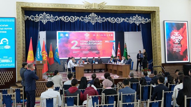 turk-dunyasi-gencligi-icin-biskek-te-bir-ilke-imza-atildi