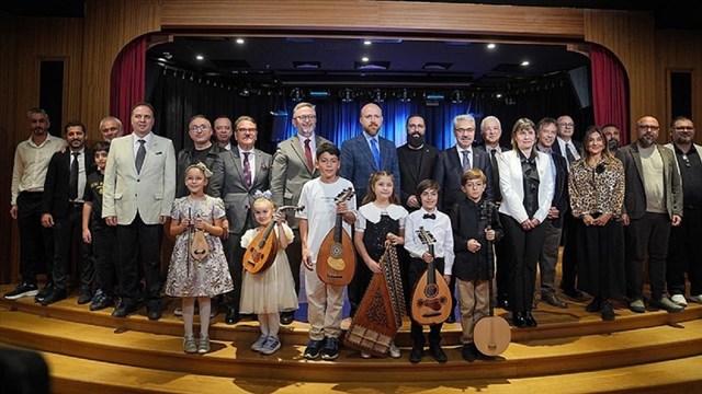 turk-muzigi-kimligimizin-bir-parcasidir