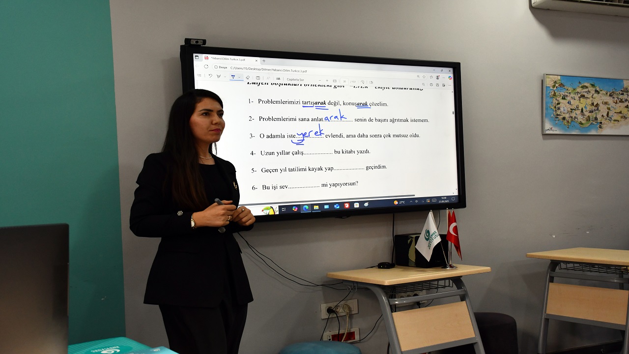 kuzey-makedonyada-yee-turkce-kurslari-yogun-ilgi-goruyor