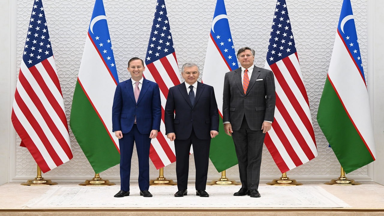 ozbekistan-cumhurbaskani-mirziyoyev-trumpin-ozel-temsilcisini-kabul-etti