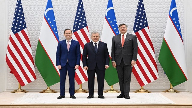 ozbekistan-cumhurbaskani-mirziyoyev-trumpin-ozel-temsilcisini-kabul-etti