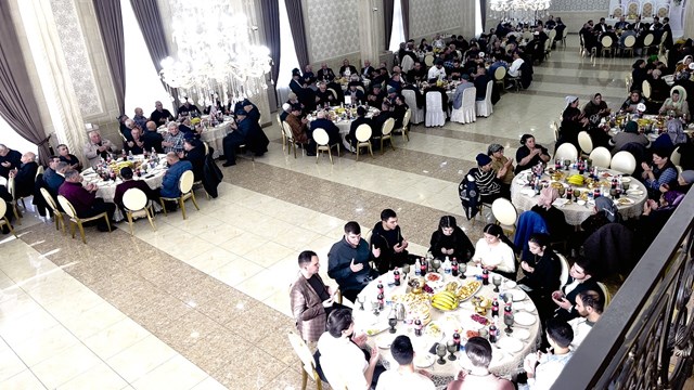 kirgizistanda-ahiska-surgununde-hayatini-kaybedenler-icin-kuran-i-kerim-okund