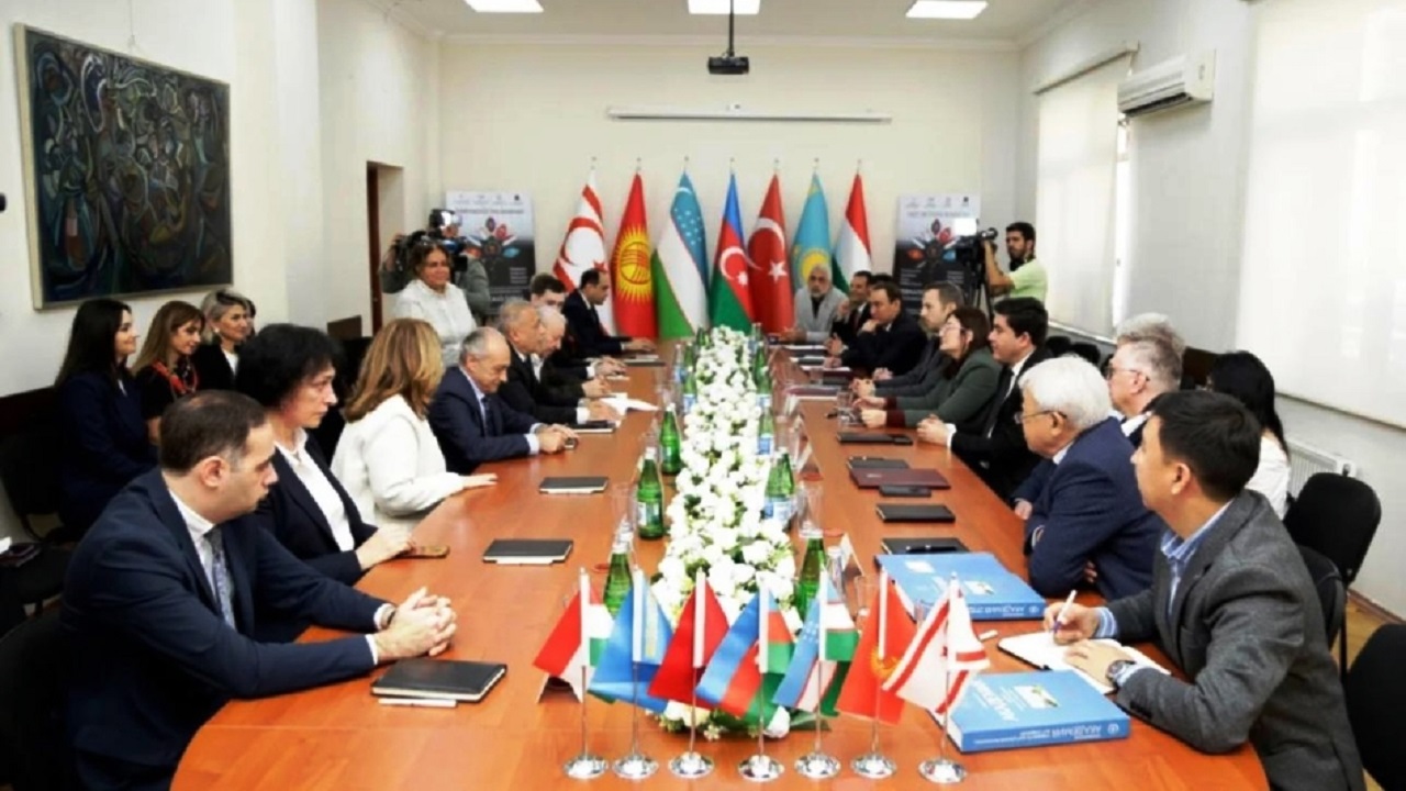 turk-dunyasi-ndan-egitim-icin-tarihi-adim-atildi-rektorler-konseyi-kuruldu