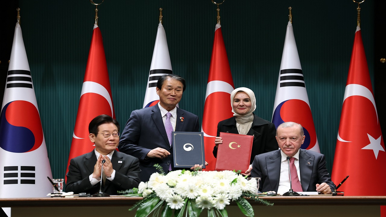 turkiye-ile-guney-kore-arasinda-3-anlasma-imzalandi