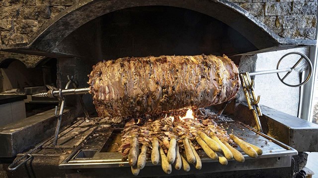 erzurumun-cag-kebabi-dunyanin-en-iyi-10-yemegi-arasina-girmeyi-basardi