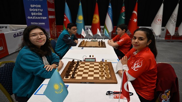 gaziantepte-turkiye-ve-turk-dunyasi-satranc-sampiyonalari-basladi