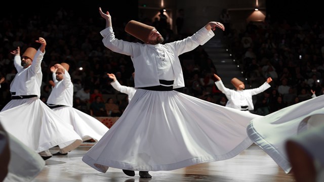 hazreti-mevlananin-752-vuslat-yil-donumunde-uluslararasi-anma-torenleri-duzenl