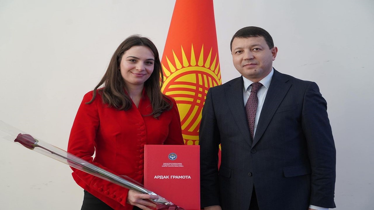 kirgizistan-kultur-enformasyon-ve-genclik-politikalari-bakanligi-trt-avaza-onu