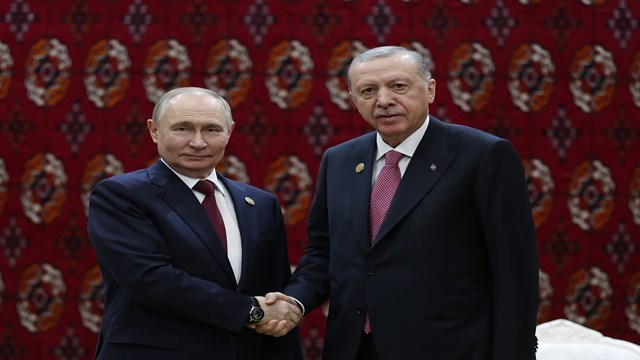 cumhurbaaskani-erdogan-rus-mevkidasi-putin-ile-askabatta-gorustu