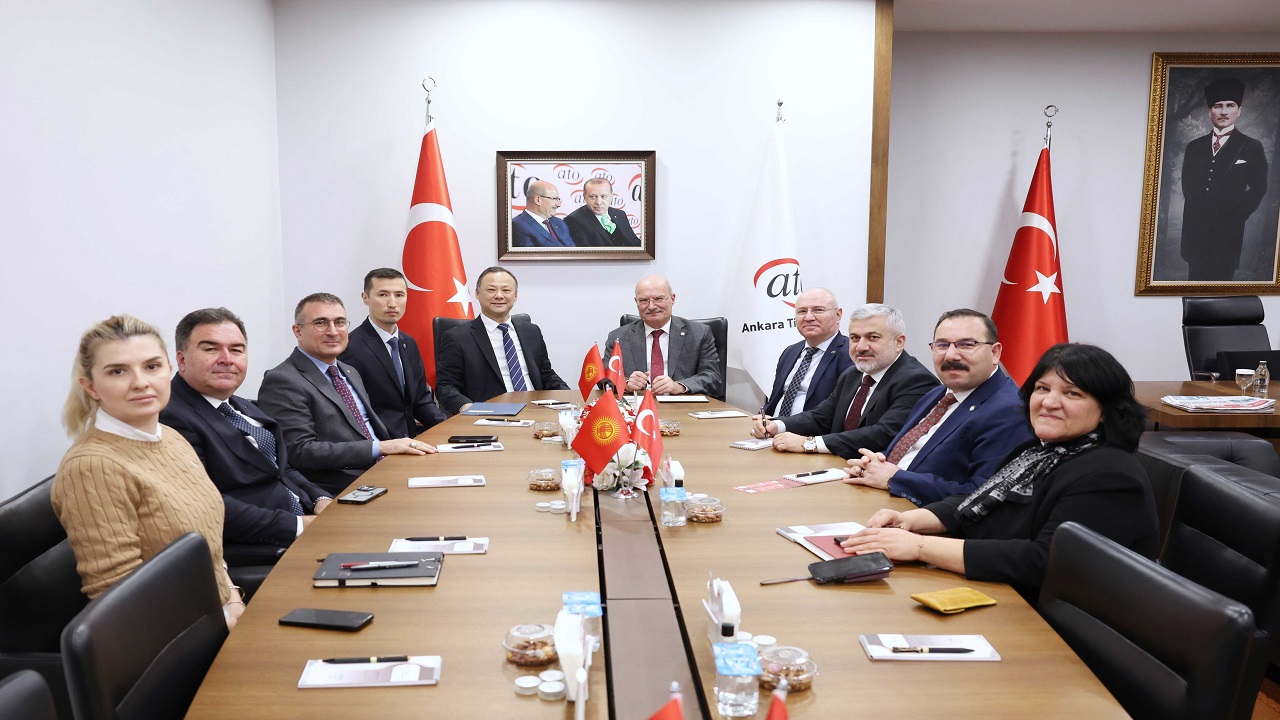 kirgizistan-buyukelcisi-kazakbayev-turk-yatirimcilari-ulkesine-davet-etti