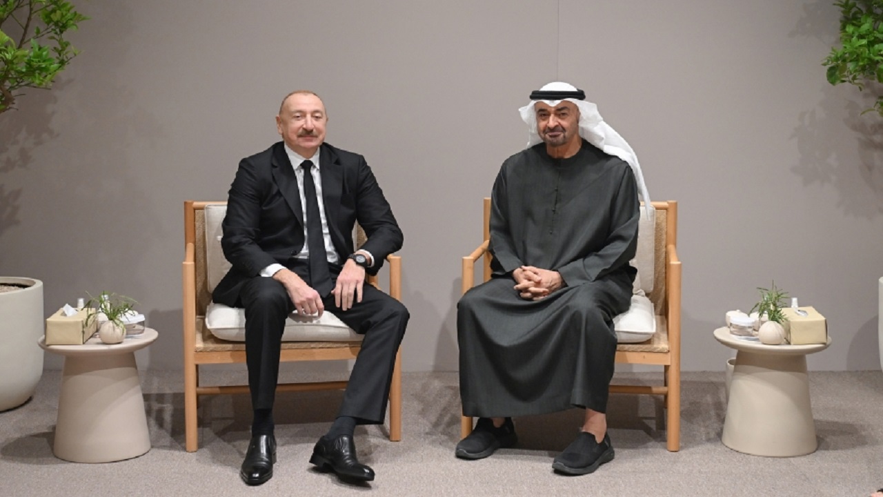 azerbaycan-cumhurbaskani-gelecek-oyunlari-icin-bae-ye-gitti