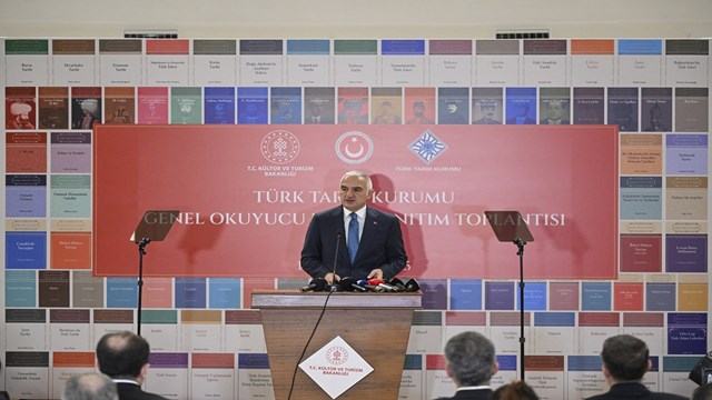 turk-tarih-kurumunun-100-eserden-olusan-genel-okuyucu-dizisi-kitaplari-taniti