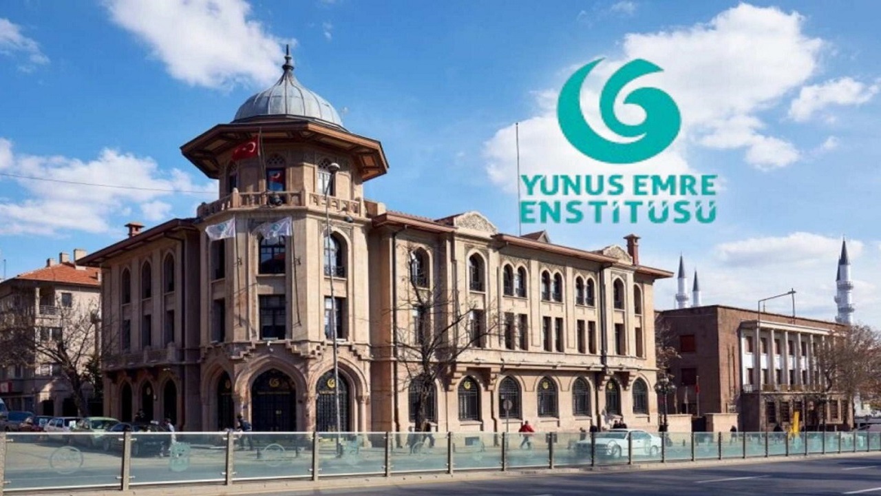 yunus-emre-enstitusu-2026da-yapay-zeka-ile-dunyaya-turkceyi-ogretecek