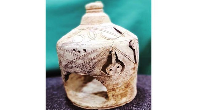 dandanakan-da-1000-yillik-selcuklu-lambasi-gun-yuzune-cikti