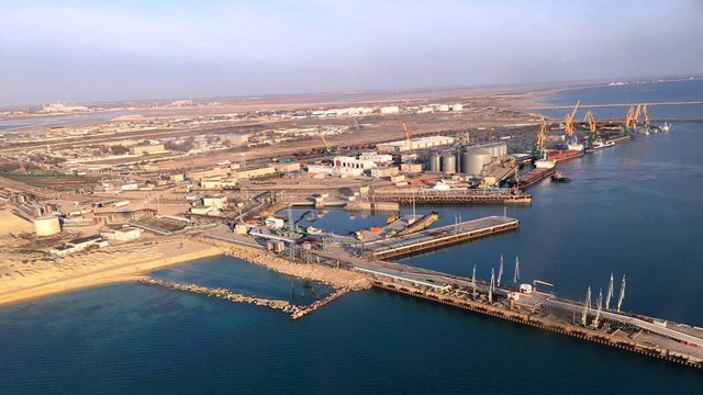 hazar-da-dev-genisleme-aktau-deniz-limani-oeb-alani-570-bin-hektara-cikiyor