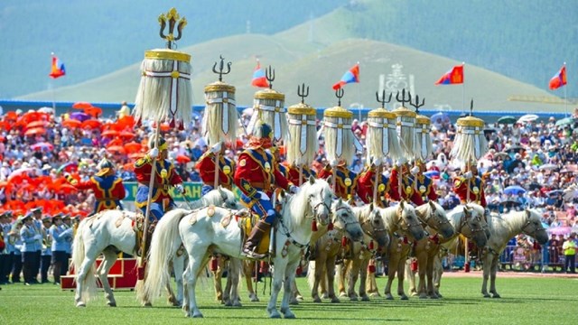 mogolistan-dan-dunyaya-armagan-11-temmuz-artik-dunya-at-gunu