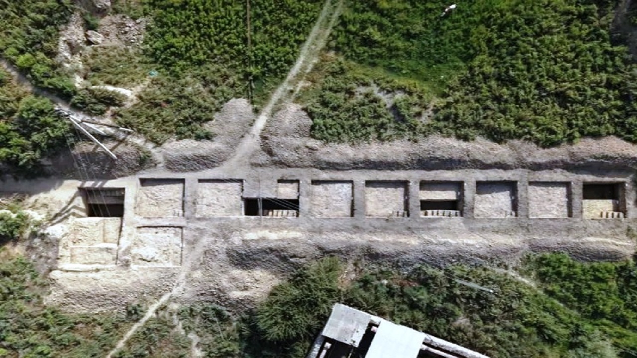 ozbekistan-da-ipek-yolu-nun-kalbinde-bin-yillik-surlar-gun-yuzune-cikti