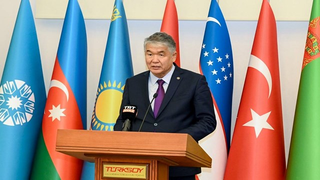 turksoy-ozbek-yazar-hayriddin-sultanin-70-dogum-yilini-kutladi