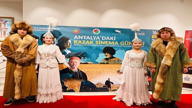 kazak-sinema-gunleri-antalyada-basladi