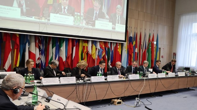 azerbaycan-minsk-grubu-doneminin-kapandigini-bir-kez-daha-belirtti