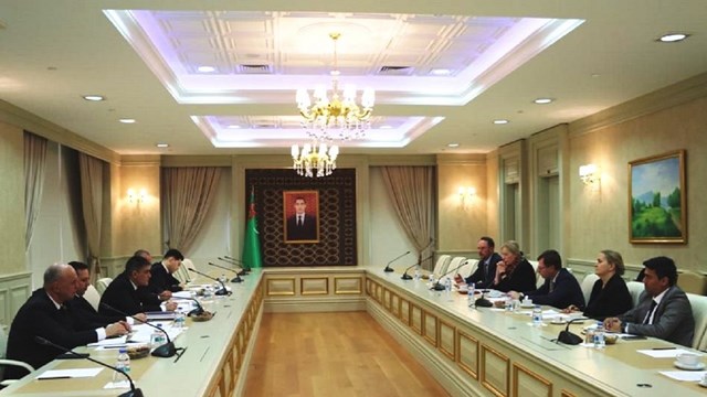 turkmenistan-ile-avrupa-demiryolu-sektorunde-isbirligini-genisletiyor