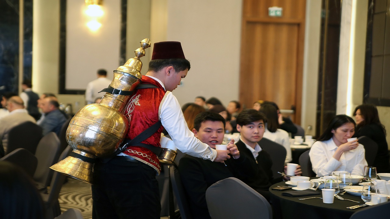 turk-ve-kirgiz-is-dunyasi-biskekte-iftarda-bulustu