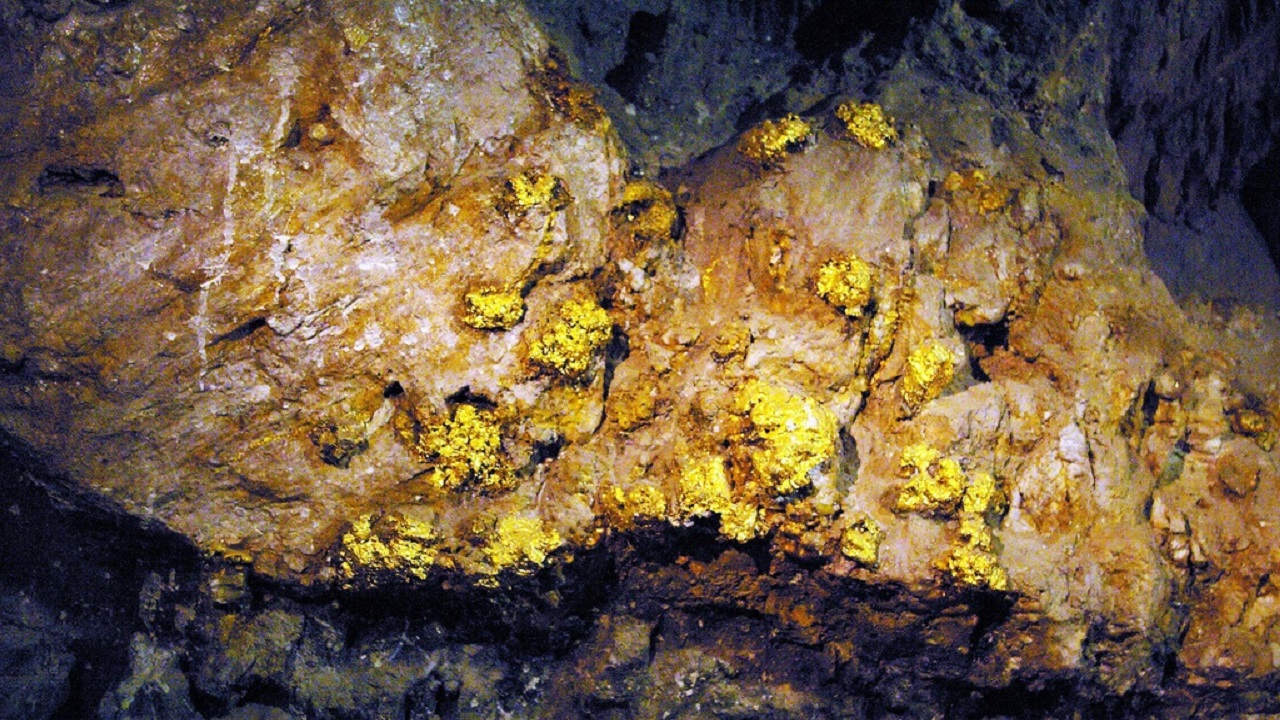 ozbekistan-dan-madencilikte-dev-hamle-2030-hedefi-175-ton-altin