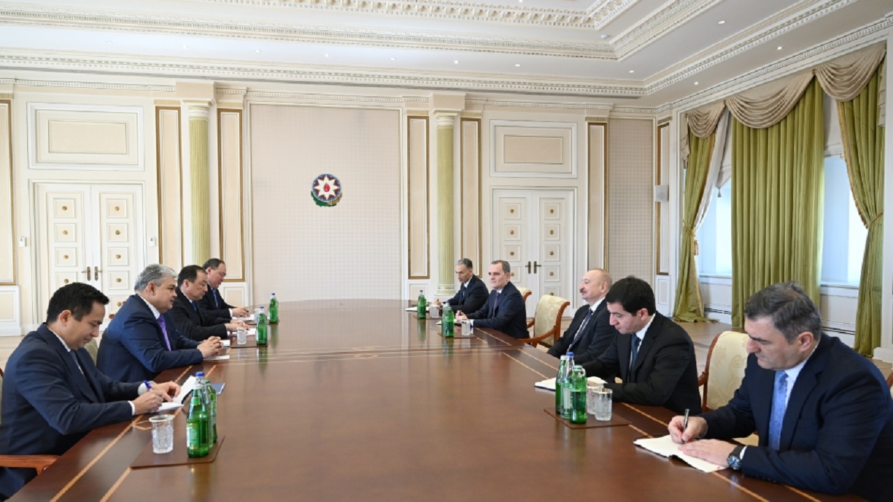 baku-ve-astana-tek-ses-olma-kararliligini-teyit-etti