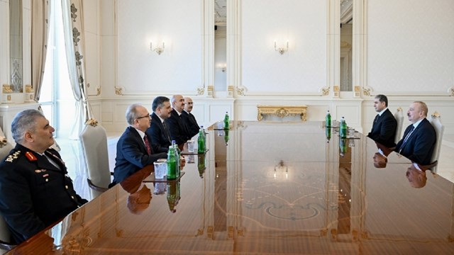 azerbaycan-cumhurbaskani-turkiye-nin-icisleri-bakanini-kabul-etti