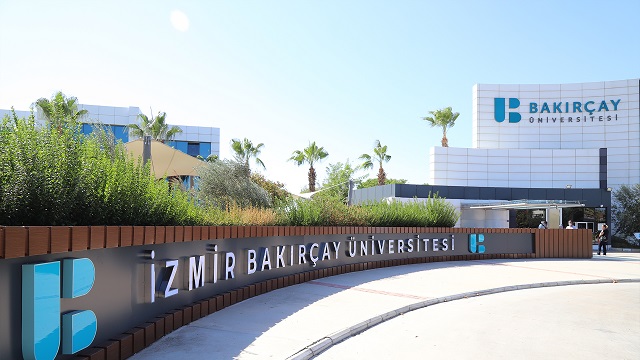 izmir-bakircay-universitesi-ile-ozbekistandaki-tip-merkezi-arasinda-protokol