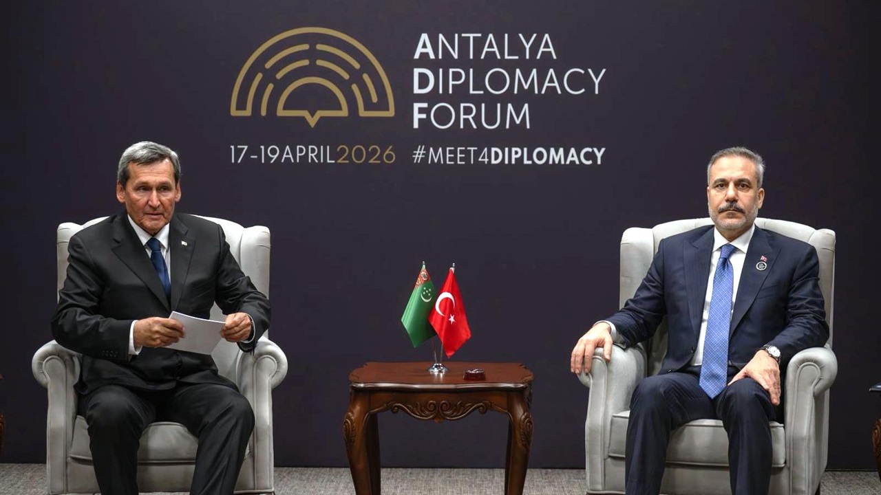 turkmenistan-bu-yil-da-adf-ye-ust-duzey-heyetle-katilarak-destegini-yineledi