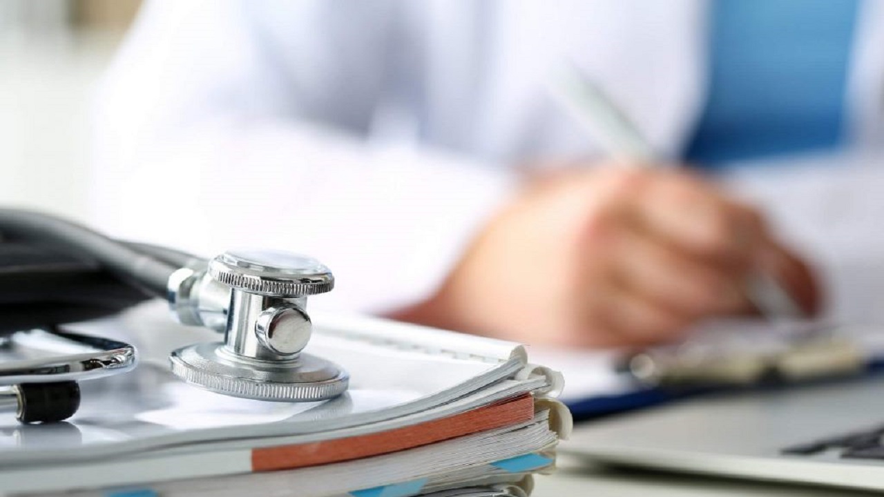 turkiye-deki-azerbaycanli-hekimler-sosyal-sorumluluk-projesi-sundular