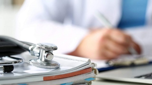 turkiye-deki-azerbaycanli-hekimler-sosyal-sorumluluk-projesi-sundular