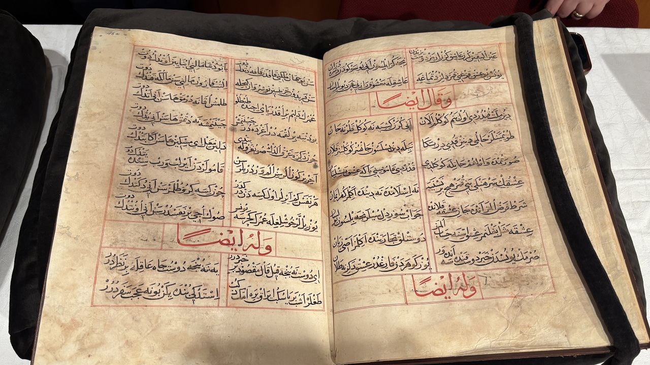 yunus-emrenin-kayip-el-yazmasi-nushalari-berlinde-ilk-kez-sergilendi
