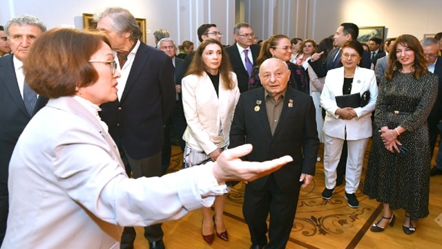 baku-de-kazakistan-azerbaycan-kulturler-diyalogu-sergisi