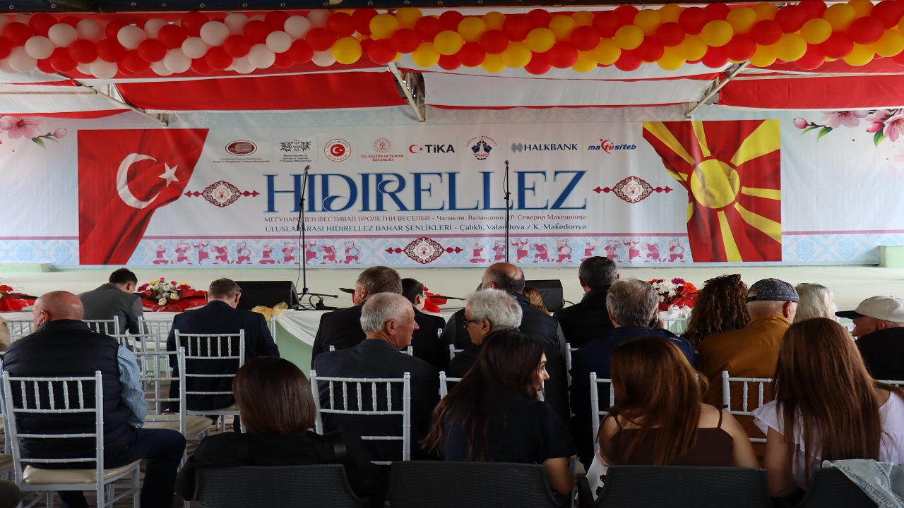 kuzey-makedonyada-33-uluslararasi-hidirellez-bahar-senlikleri-duzenlendi