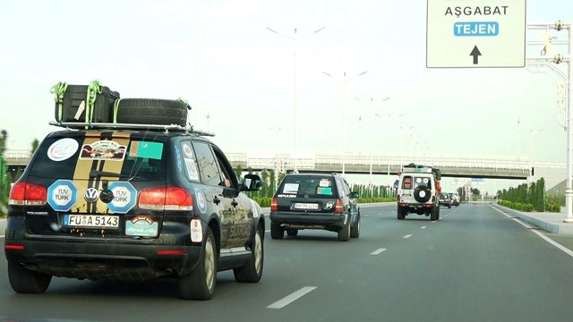dogu-bati-dostluk-rallisi-turkmenistan-a-ulasti