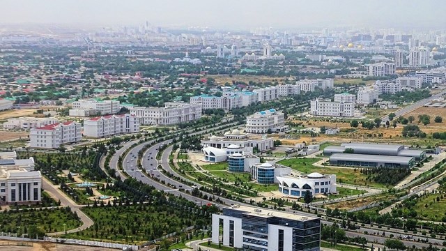 askabat-ta-gelecegin-sehirleri-konusuldu